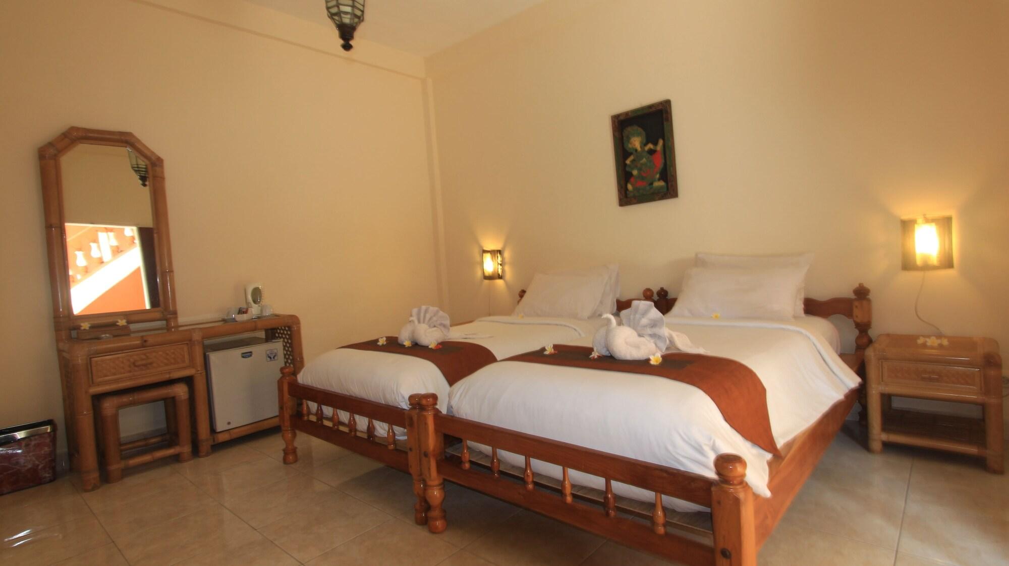 Lovina Hotel Chonos מראה חיצוני תמונה