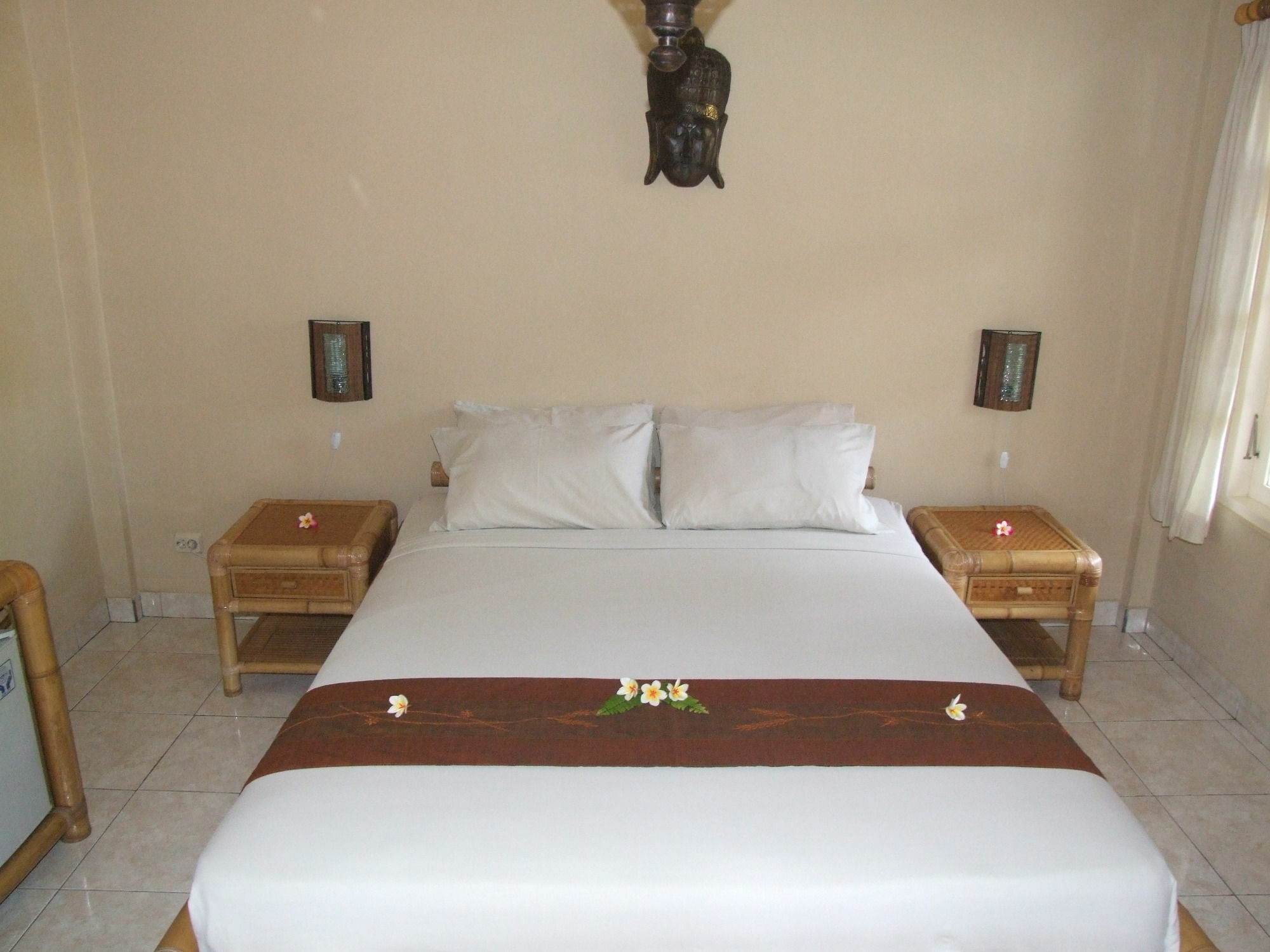 Lovina Hotel Chonos מראה חיצוני תמונה
