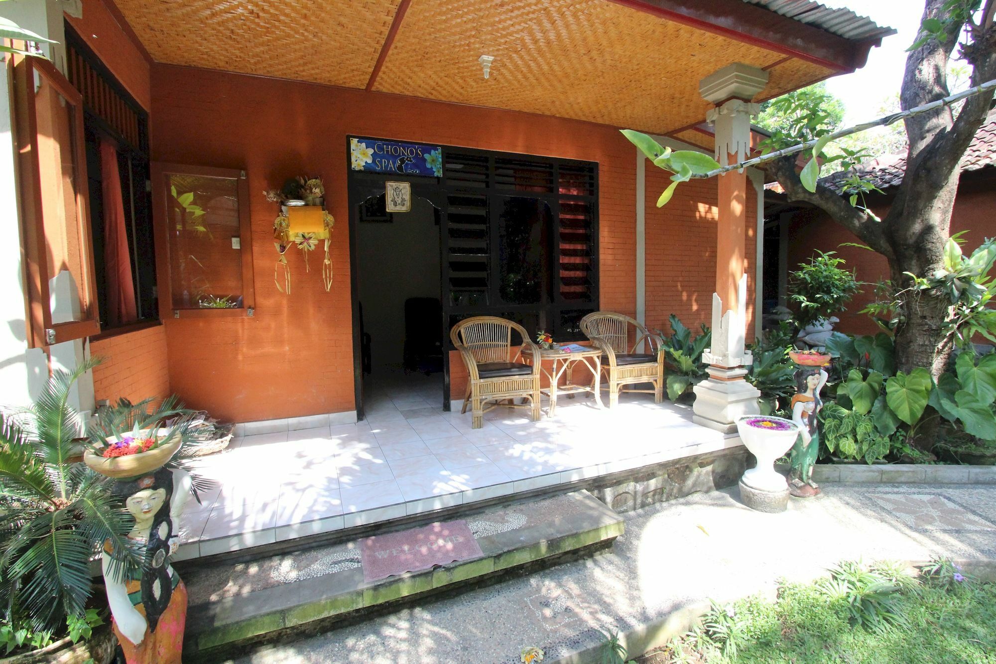 Lovina Hotel Chonos מראה חיצוני תמונה
