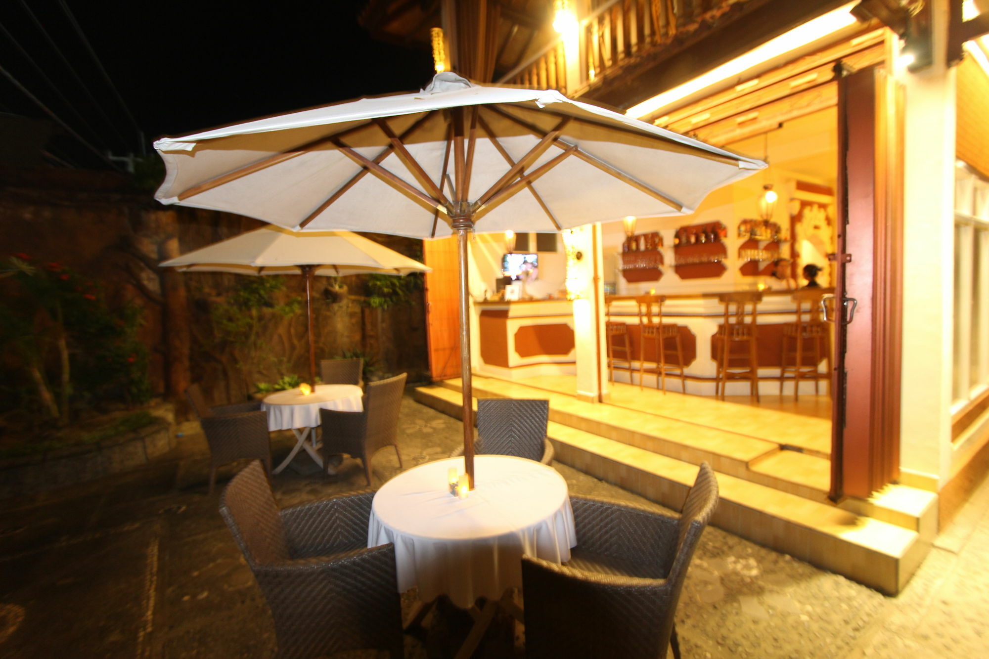 Lovina Hotel Chonos מראה חיצוני תמונה